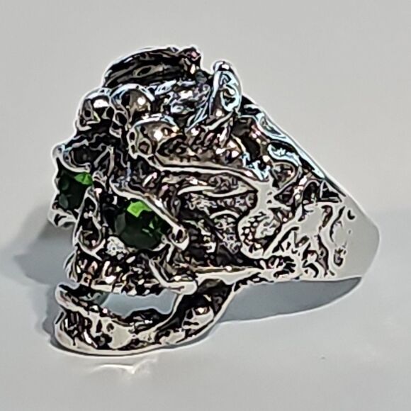 Mens Gothic Skull Ring Green Eyes W/Engraving Skulls Adjustable Open Band Alloy - Picture 3 of 6